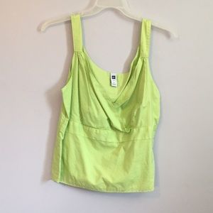 Gap  green v neck tank top Sz xl